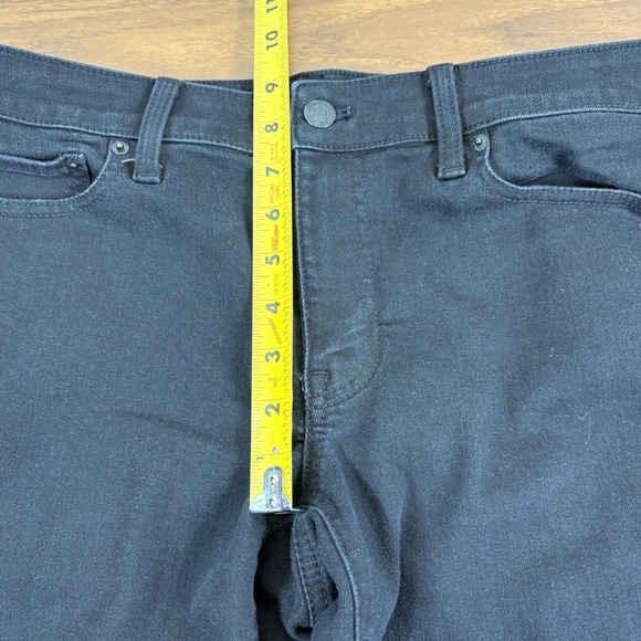 Talbots Flawless Girlfriend Cuffed Jean Shorts Womens Size 6 Black Denim 8.5 Ins - Picture 7 of 10